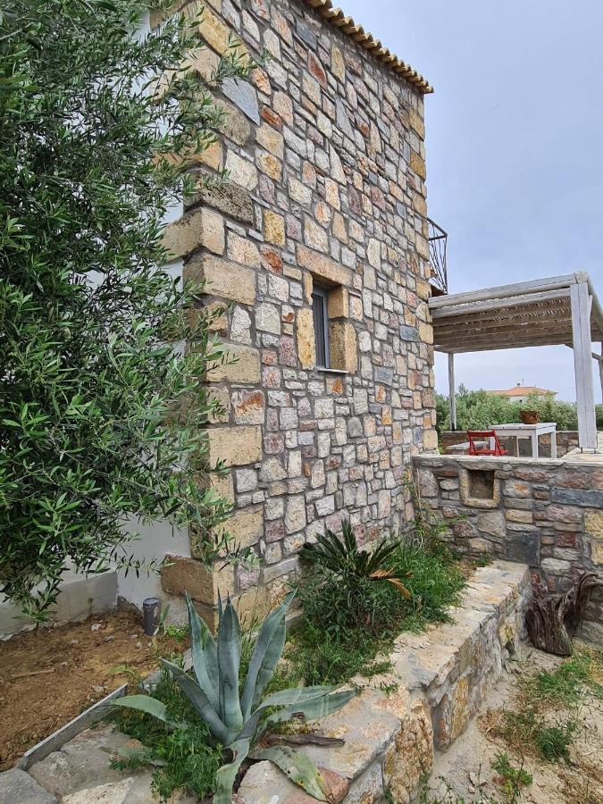 Koroni Stone House, Newly Built Studios By The Sea Kültér fotó